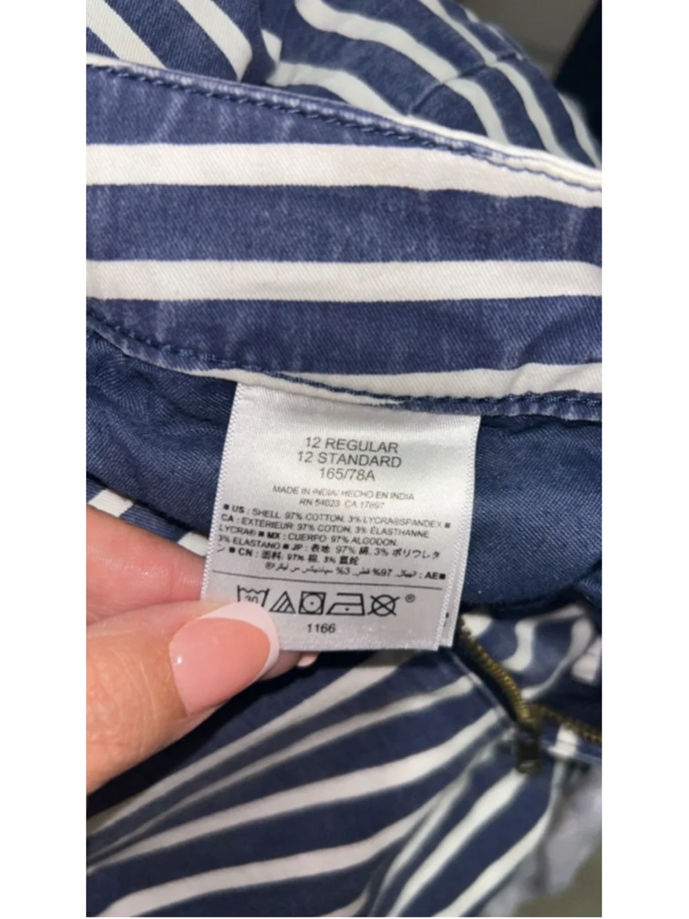 Women's Old Navy Blue White Striped Pixie Shorts Size 12